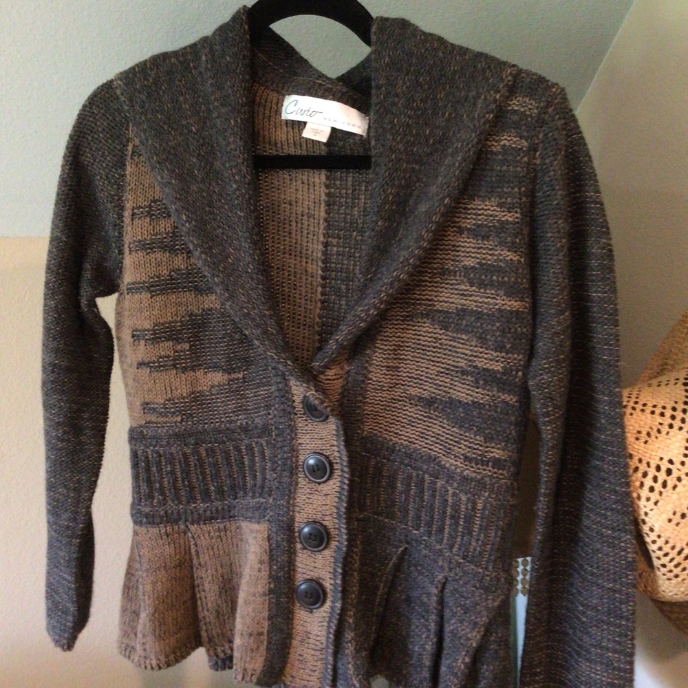 Curio sweater